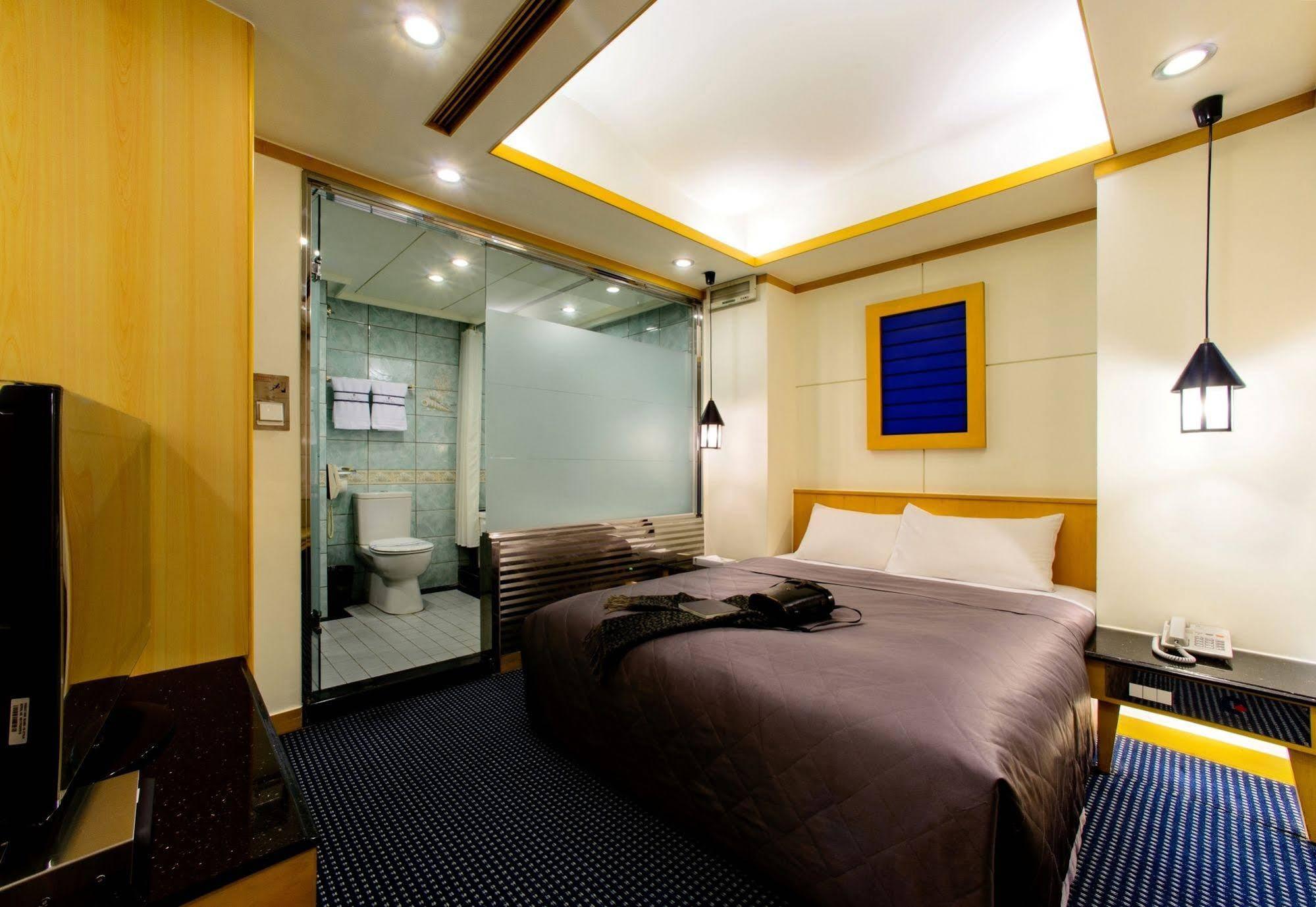 Kao Yuan Hotel - Zhong Zheng تايتشونغ المظهر الخارجي الصورة