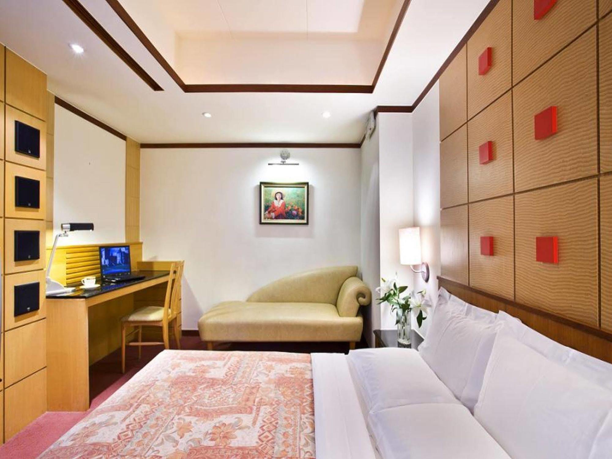 Kao Yuan Hotel - Zhong Zheng تايتشونغ المظهر الخارجي الصورة